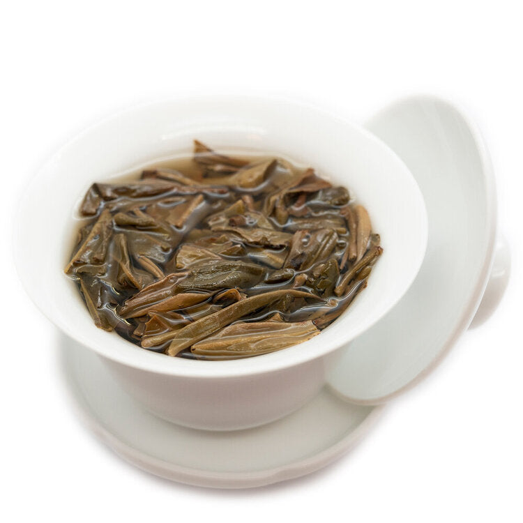 Nan Nuo Shan Ya Kou Zhai — brewed in a gaiwan